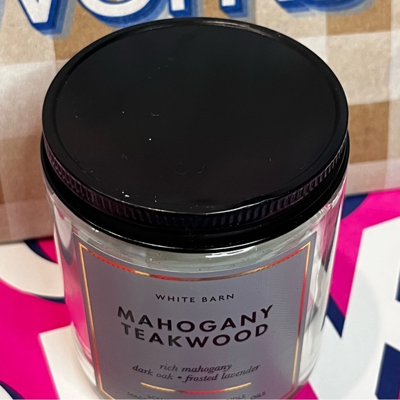 Mahogany Teakwood Single Wick bath & body works Candle (bundle for a discount) - Picture 6 of 6